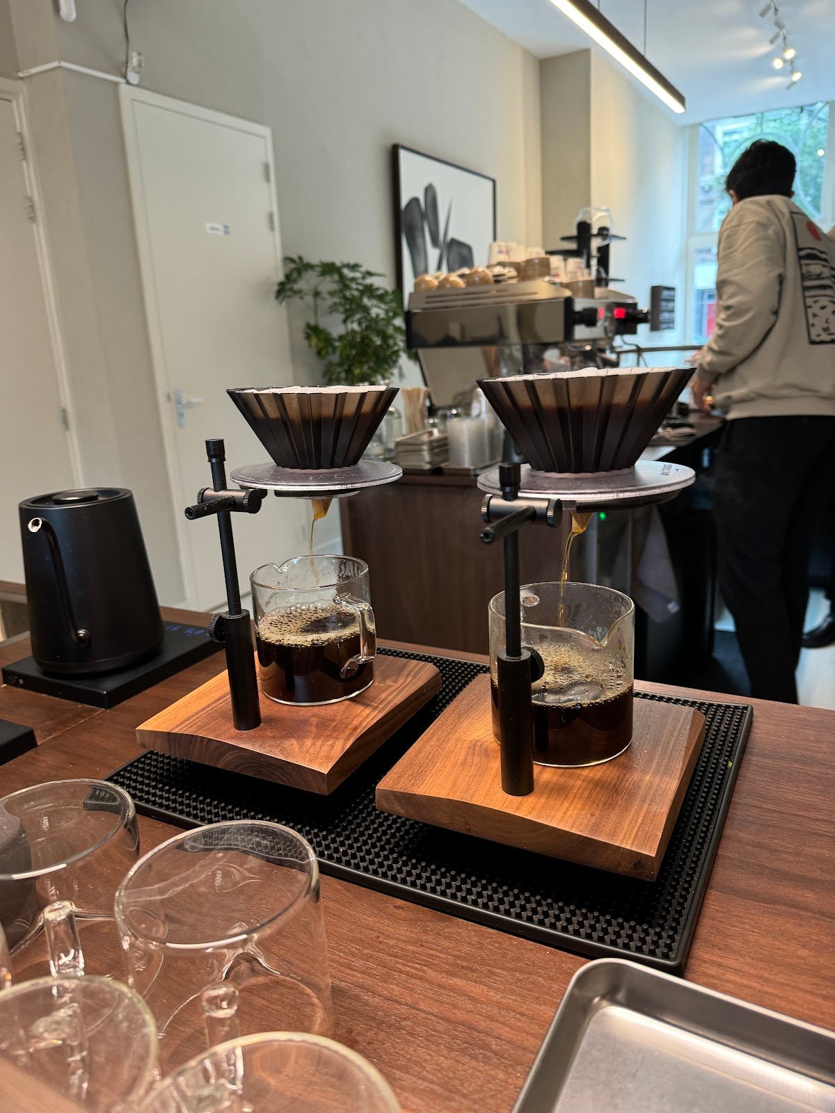 Haku Specialty Coffee specialty coffee shop in Amsterdam - photo 8