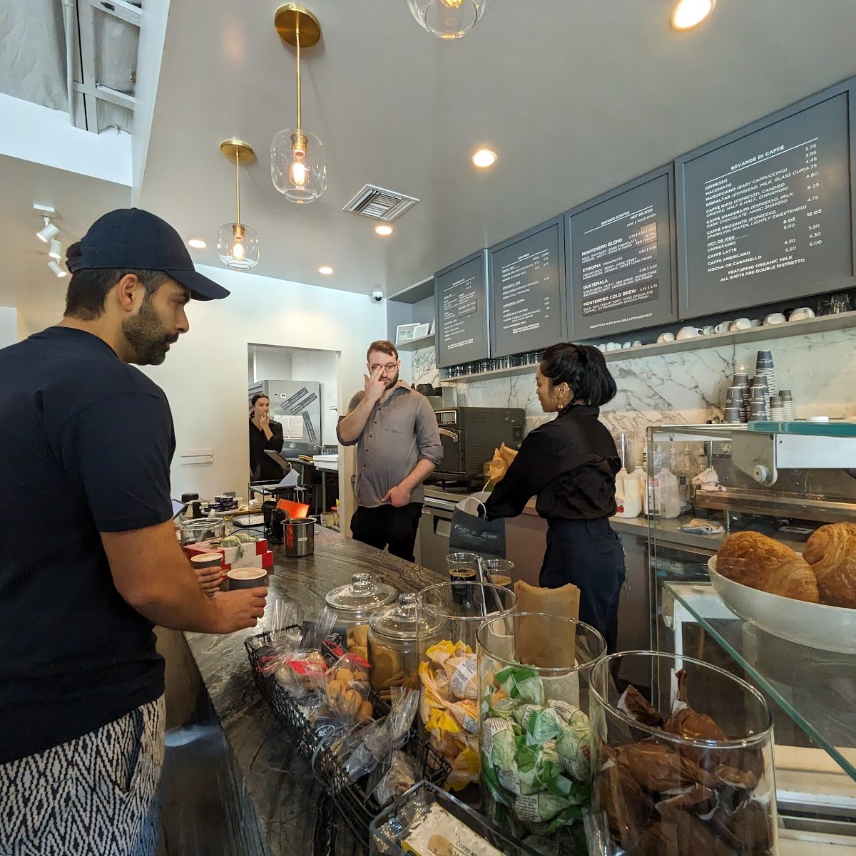 Caffe Luxxe specialty coffee shop in Los Angeles - photo 11