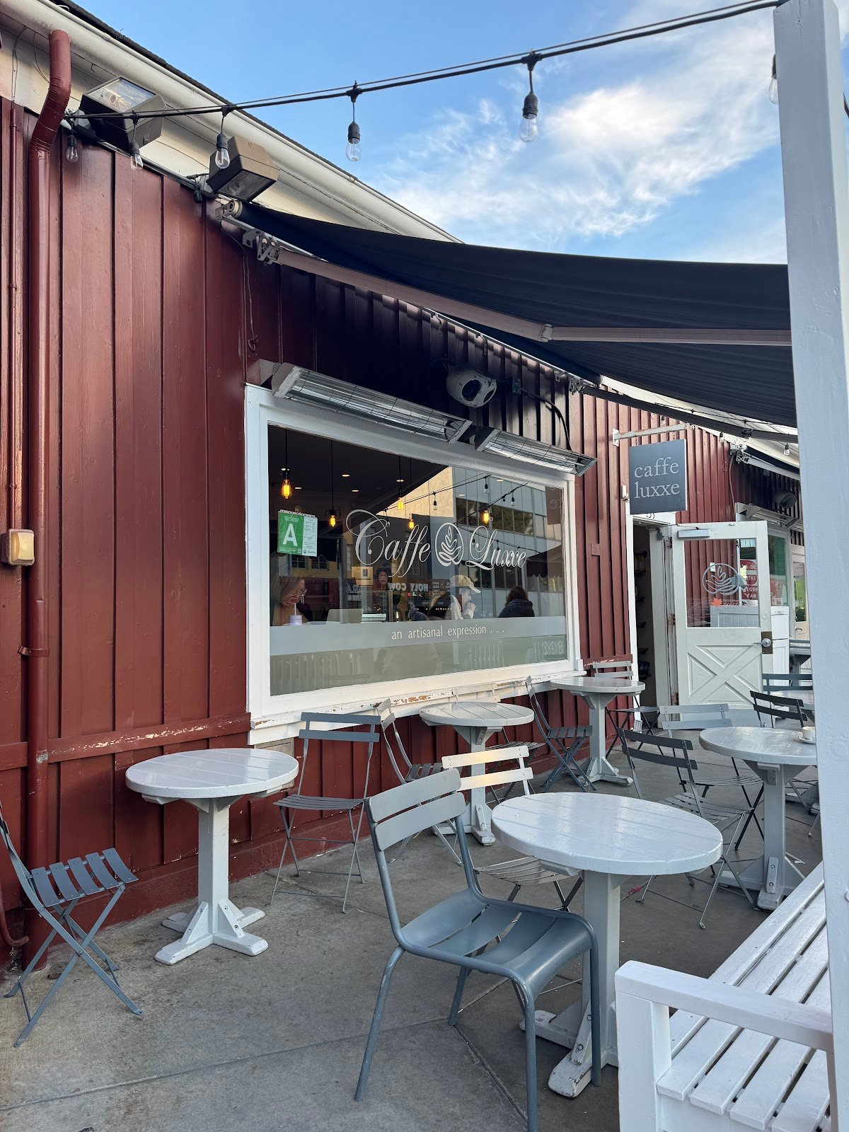 Caffe Luxxe specialty coffee shop in Los Angeles - photo 2