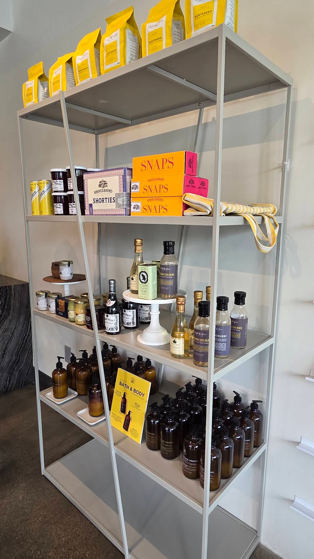 Caffe Luxxe specialty coffee shop in Los Angeles - photo 10