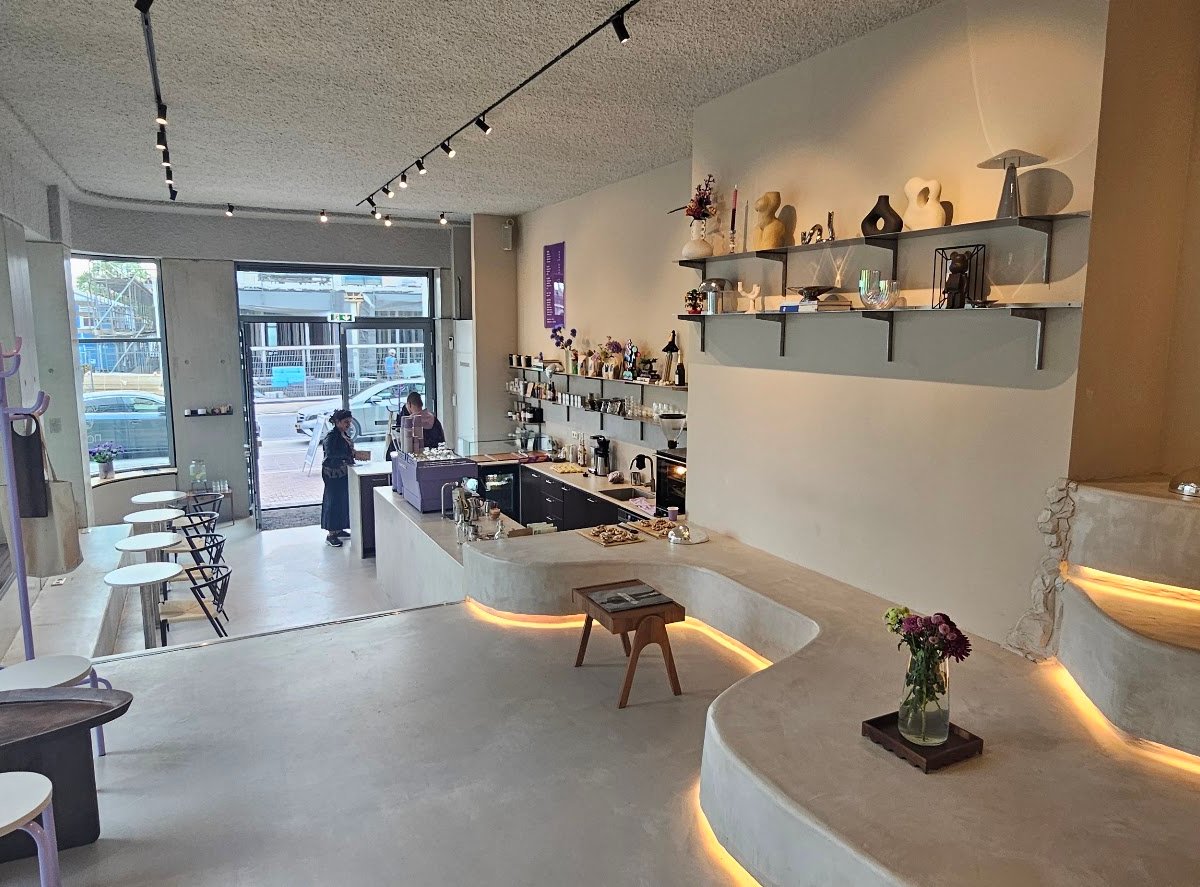 Nous - Coffee Store Docklandsweg specialty coffee shop in Amsterdam - photo 2