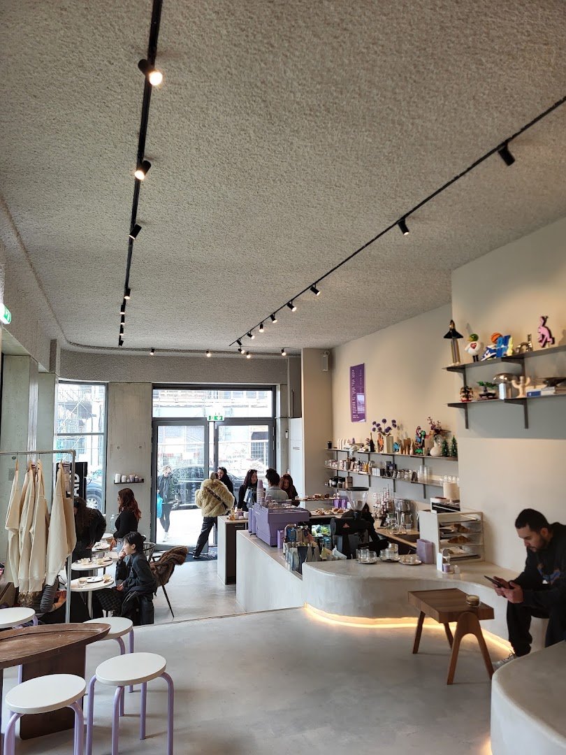 Nous - Coffee Store Docklandsweg specialty coffee shop in Amsterdam - photo 3