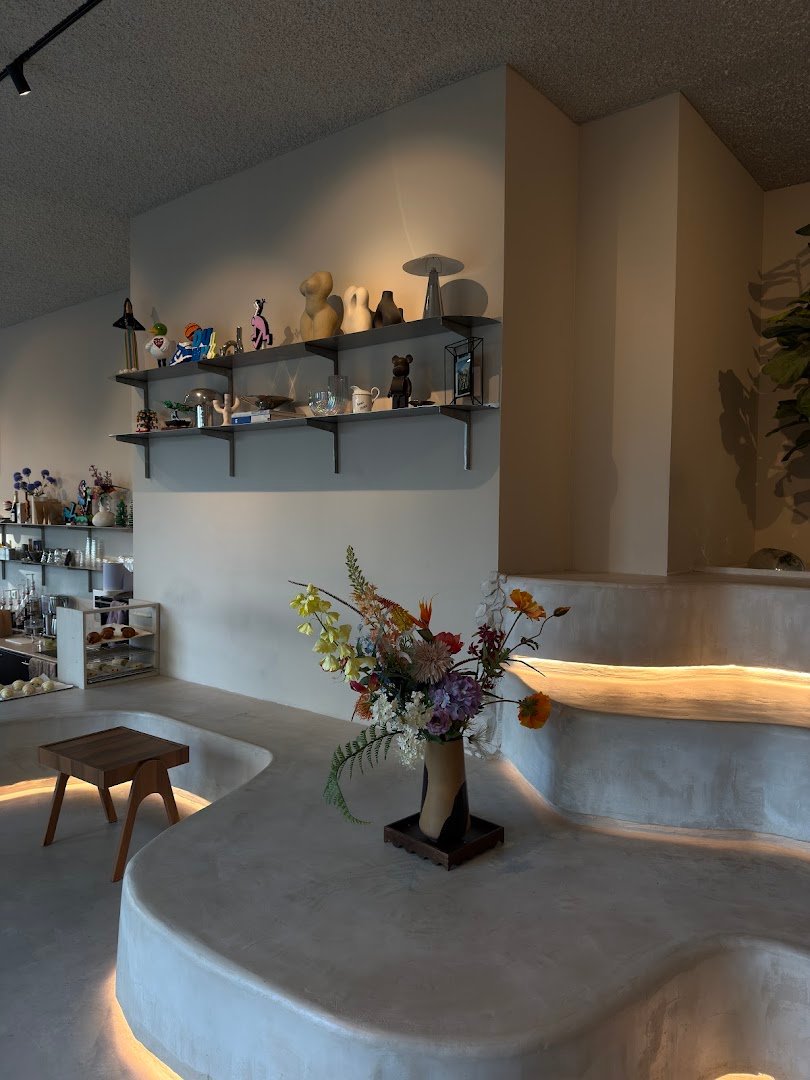 Nous - Coffee Store Docklandsweg specialty coffee shop in Amsterdam - photo 5