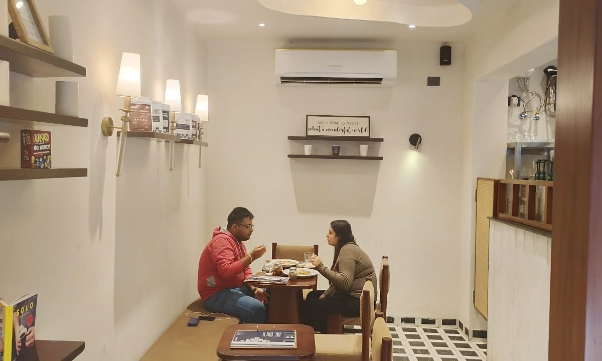 Sardar-Ji-Bakhsh Coffee | Prashant Vihar specialty coffee shop in Delhi - photo 6