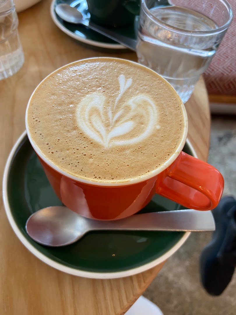 Coffee at little grump, specialty coffee shop in Wellington