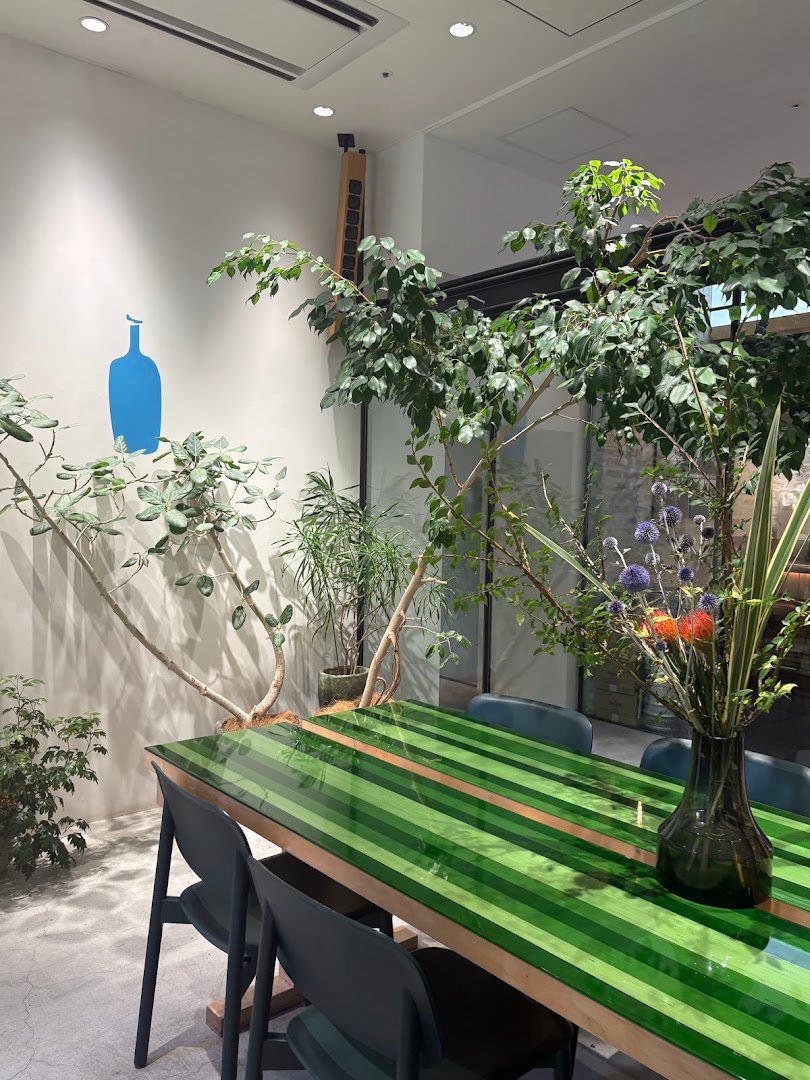 Blue Bottle Coffee - Kyoto Kiyamachi Cafe specialty coffee shop in Kyoto - photo 10