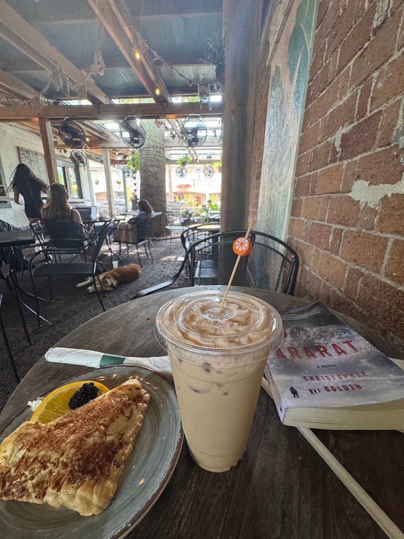 Coffee at Café Vino Tinto, specialty coffee shop in Tampa-St. Petersburg
