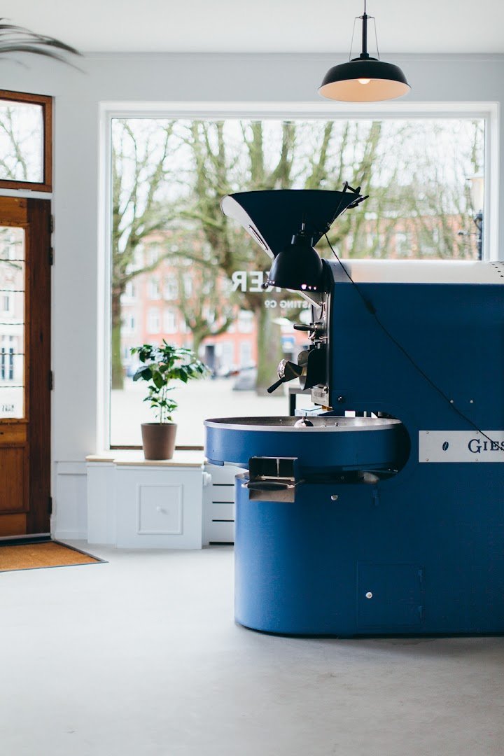 Stooker Roasting Company specialty coffee shop in Amsterdam - photo 2