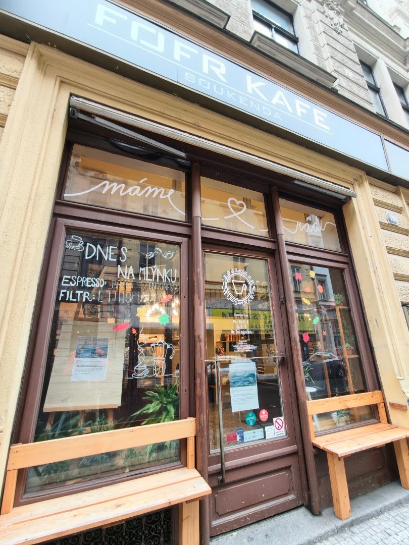 Storefront of FofrKafe - Soukenda, specialty coffee shop in Prague