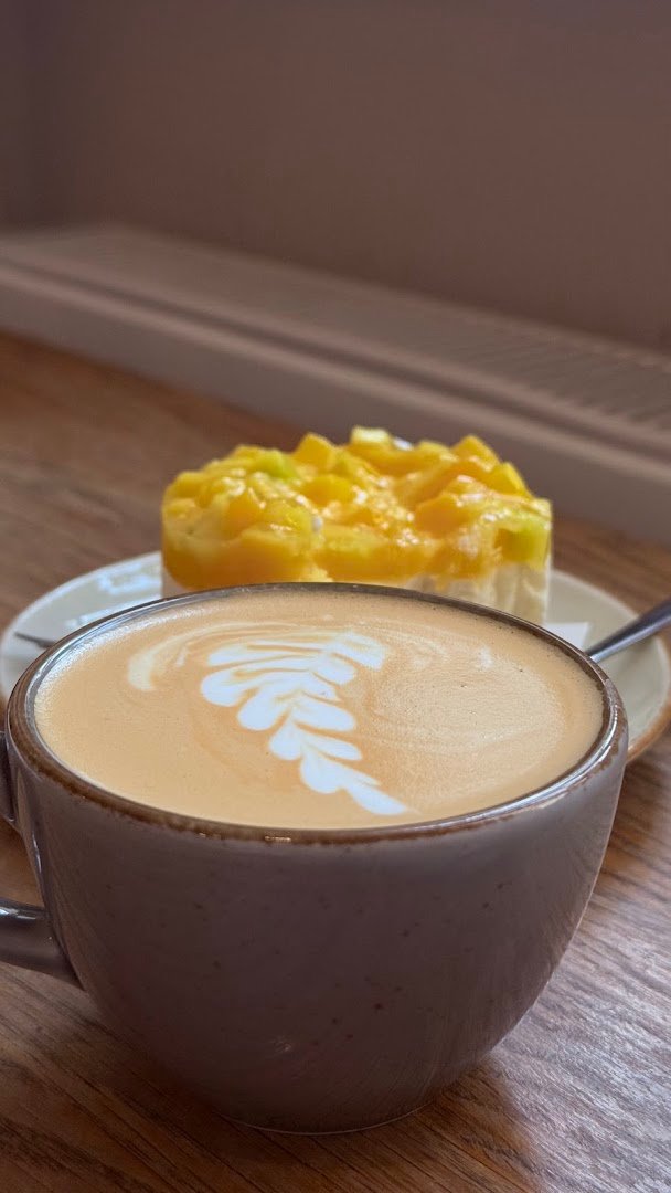 Coffee at Żona Krawca, specialty coffee shop in Warsaw
