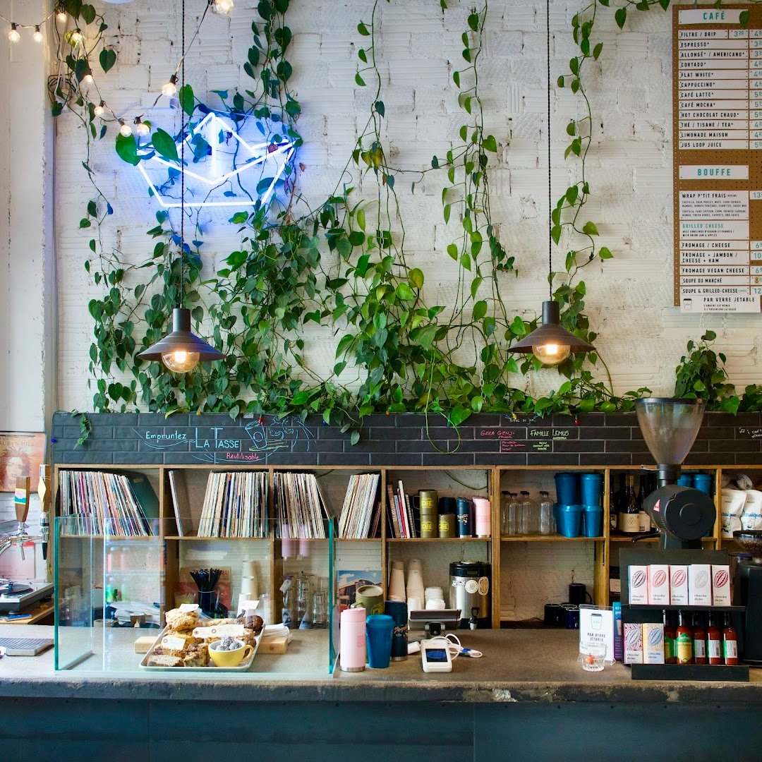 Interior of Café Paquebot Vieux-Montréal, specialty coffee shop in Montreal