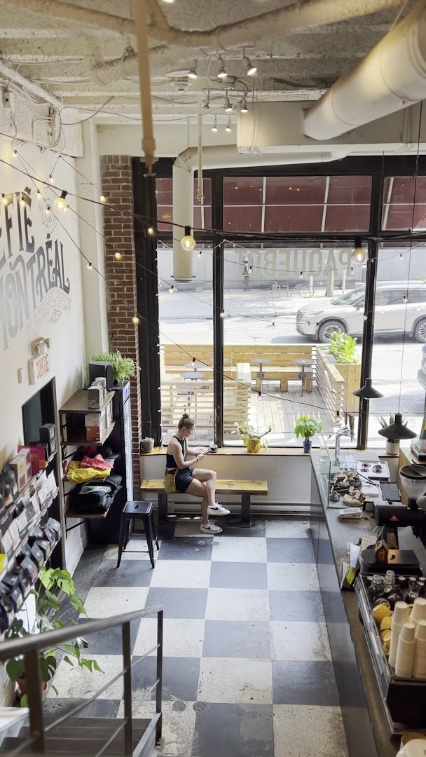Interior of Café Paquebot Vieux-Montréal, specialty coffee shop in Montreal