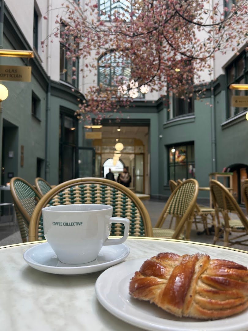Coffee Collective Bernikow specialty coffee shop in Copenhagen - photo 4