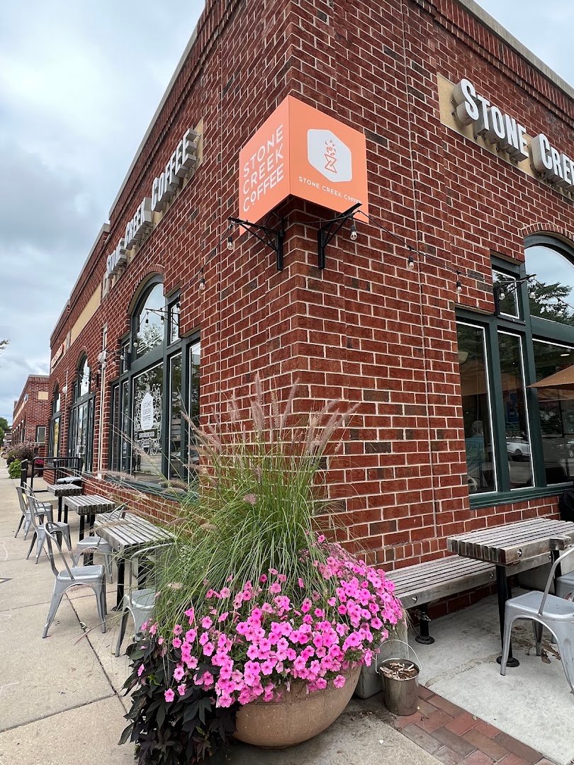 Storefront of Stone Creek Coffee - Shorewood, specialty coffee shop in Milwaukee