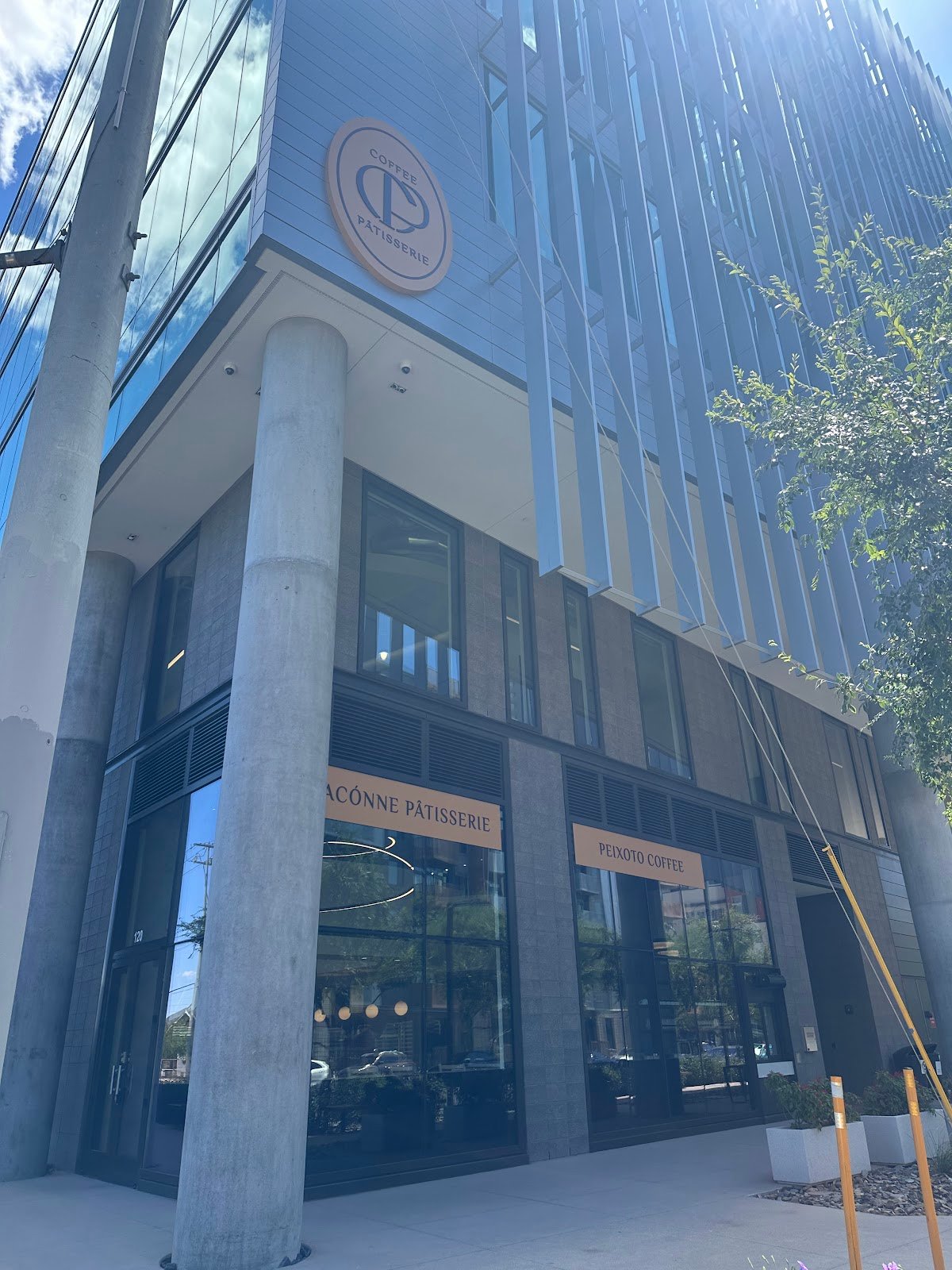 Peixoto Coffee specialty coffee shop in Phoenix - photo 6