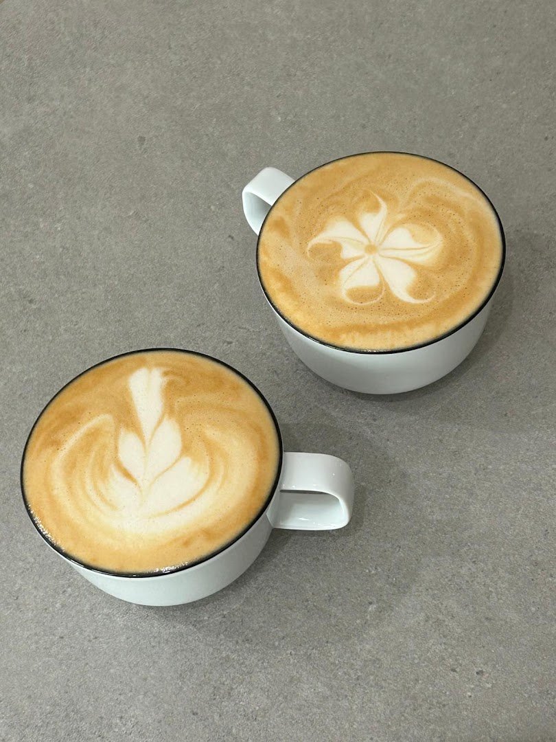 Coffee at the grow, specialty coffee shop in Porto