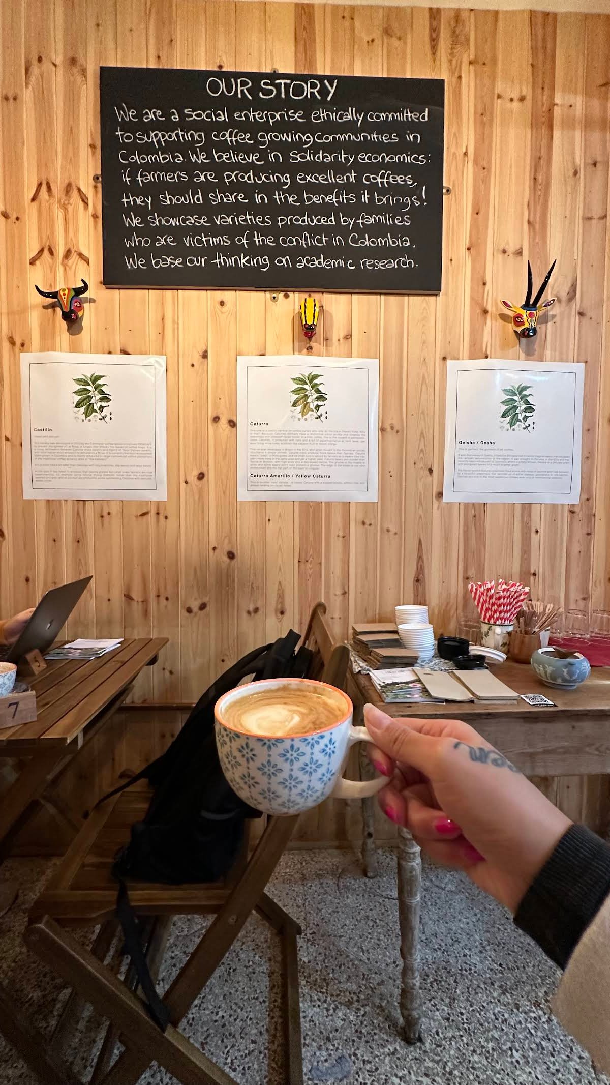 The Colombian Coffee Company specialty coffee shop in London - photo 11