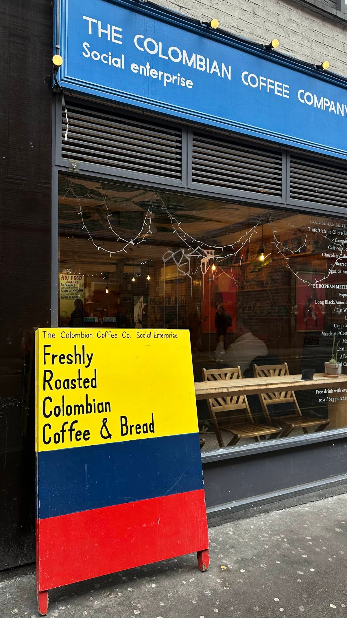 The Colombian Coffee Company specialty coffee shop in London - photo 12