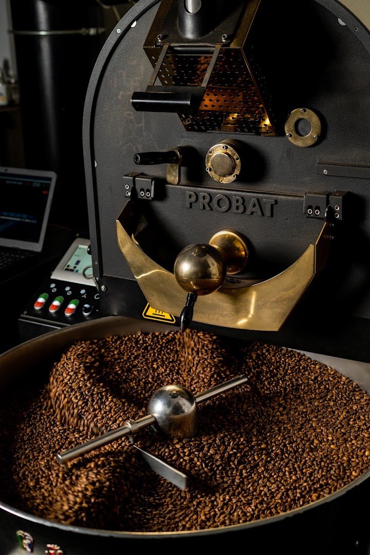 El Bueno Coffee Roasters specialty coffee shop in Delhi - photo 8