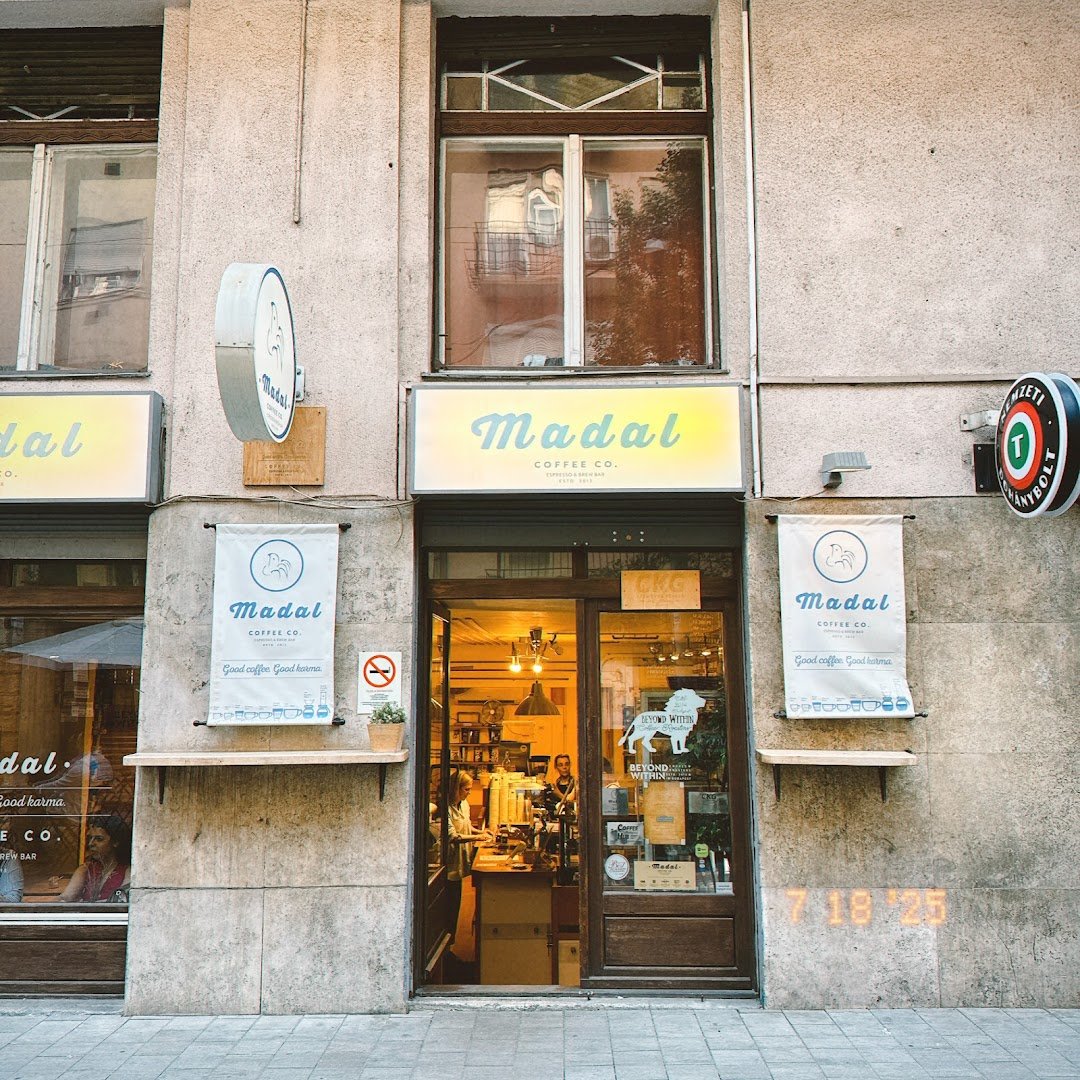 Madal Cafe specialty coffee shop in Budapest - photo 8