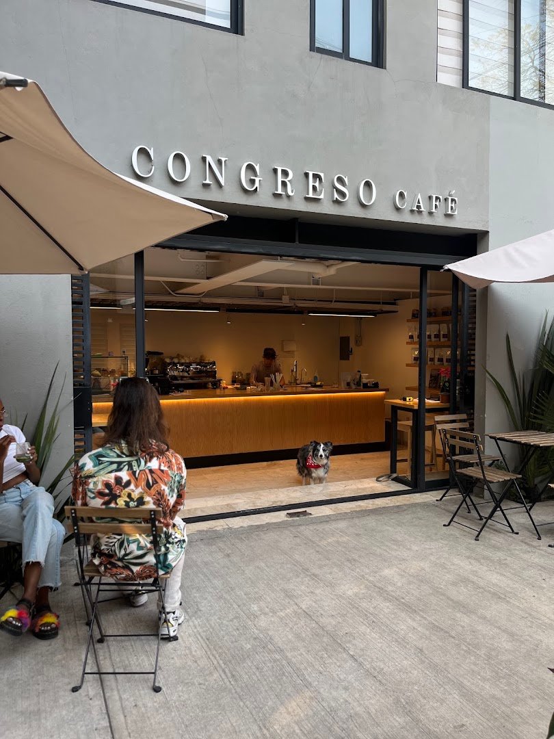 Storefront of Congreso Café, specialty coffee shop in Mexico City
