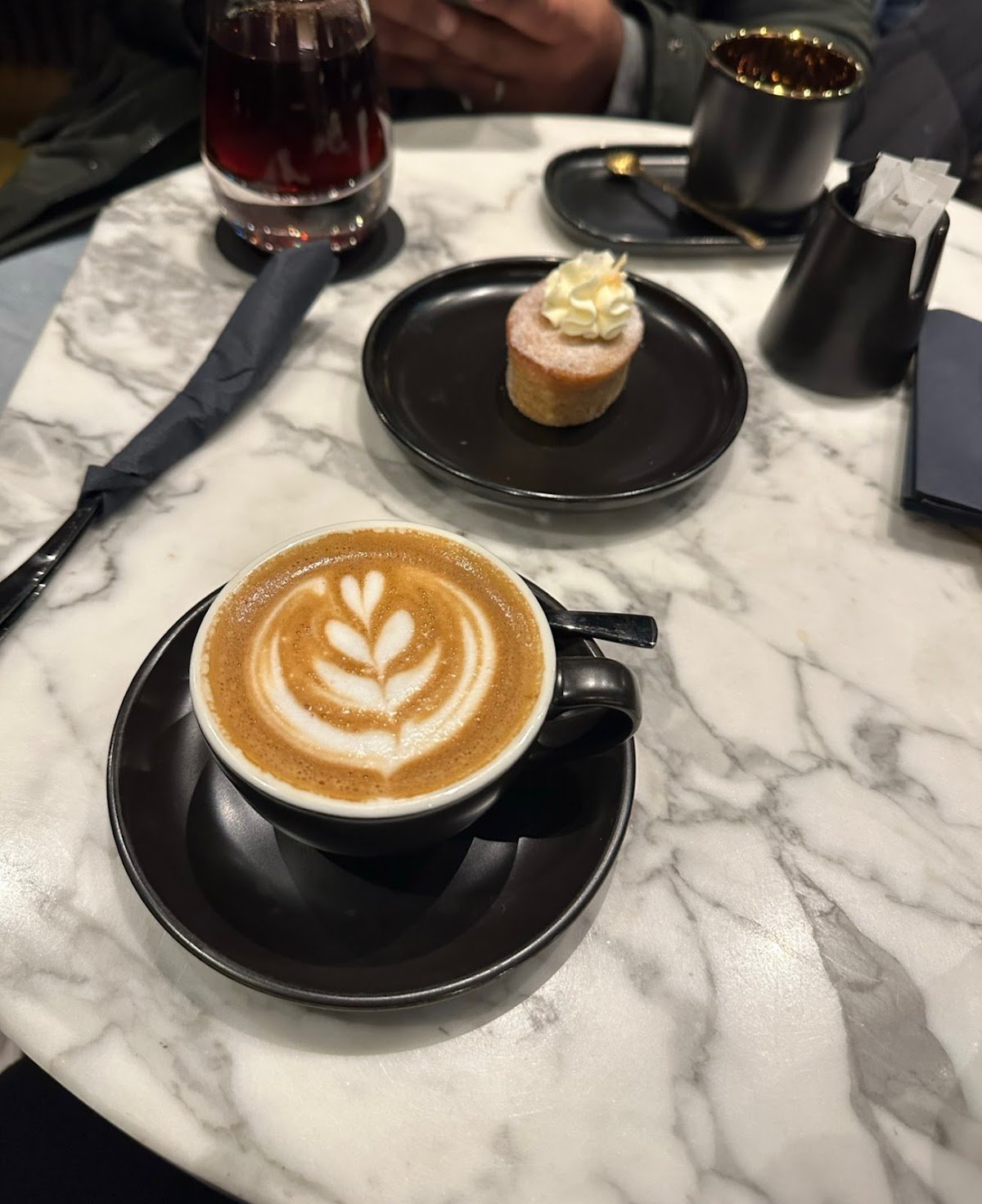 SHOT London - Mayfair specialty coffee shop in London - photo 8