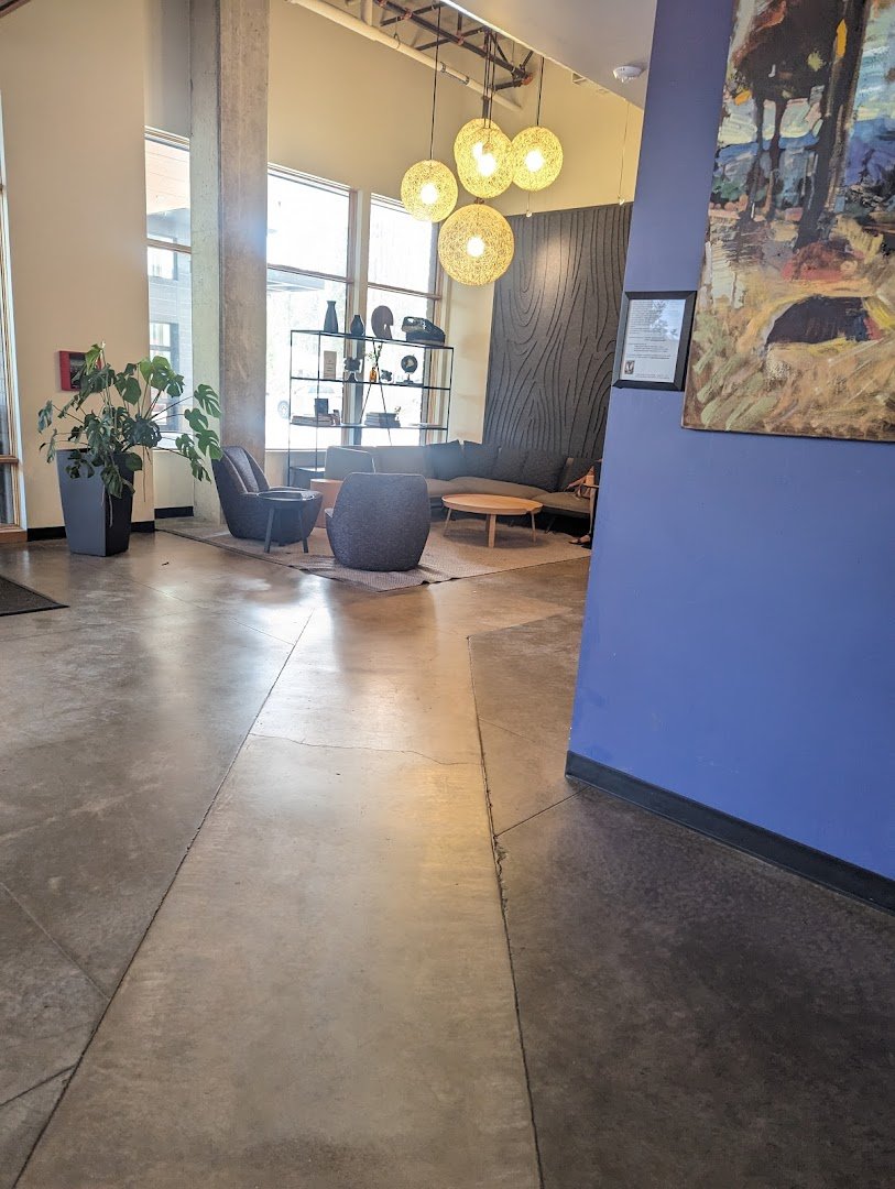 Still Vibrato Coffee Roasting specialty coffee shop in Bend - photo 12