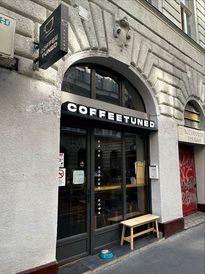COFFEETUNED - specialty coffee specialty coffee shop in Budapest - photo 11