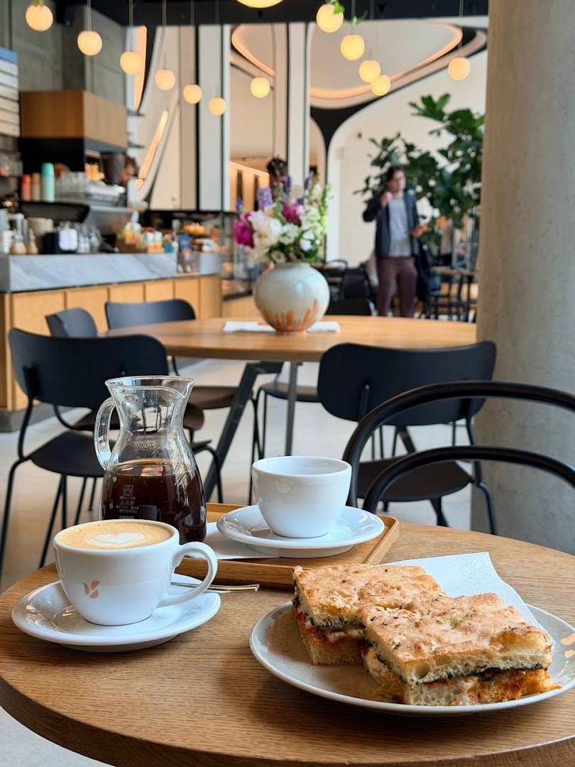 Coffee at LOKA Masaryčka by doubleshot, specialty coffee shop in Prague