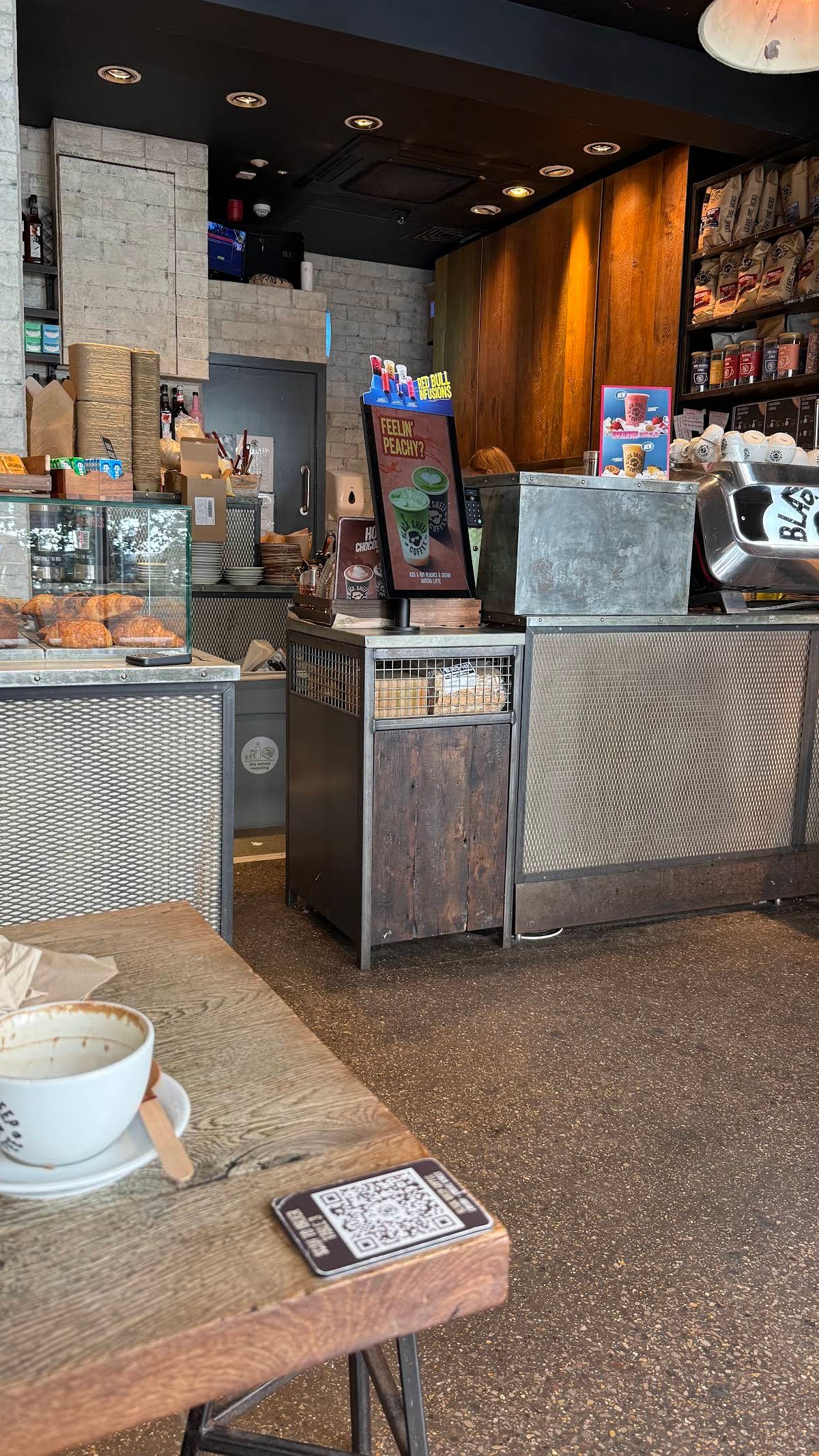 Black Sheep Coffee specialty coffee shop in London - photo 9