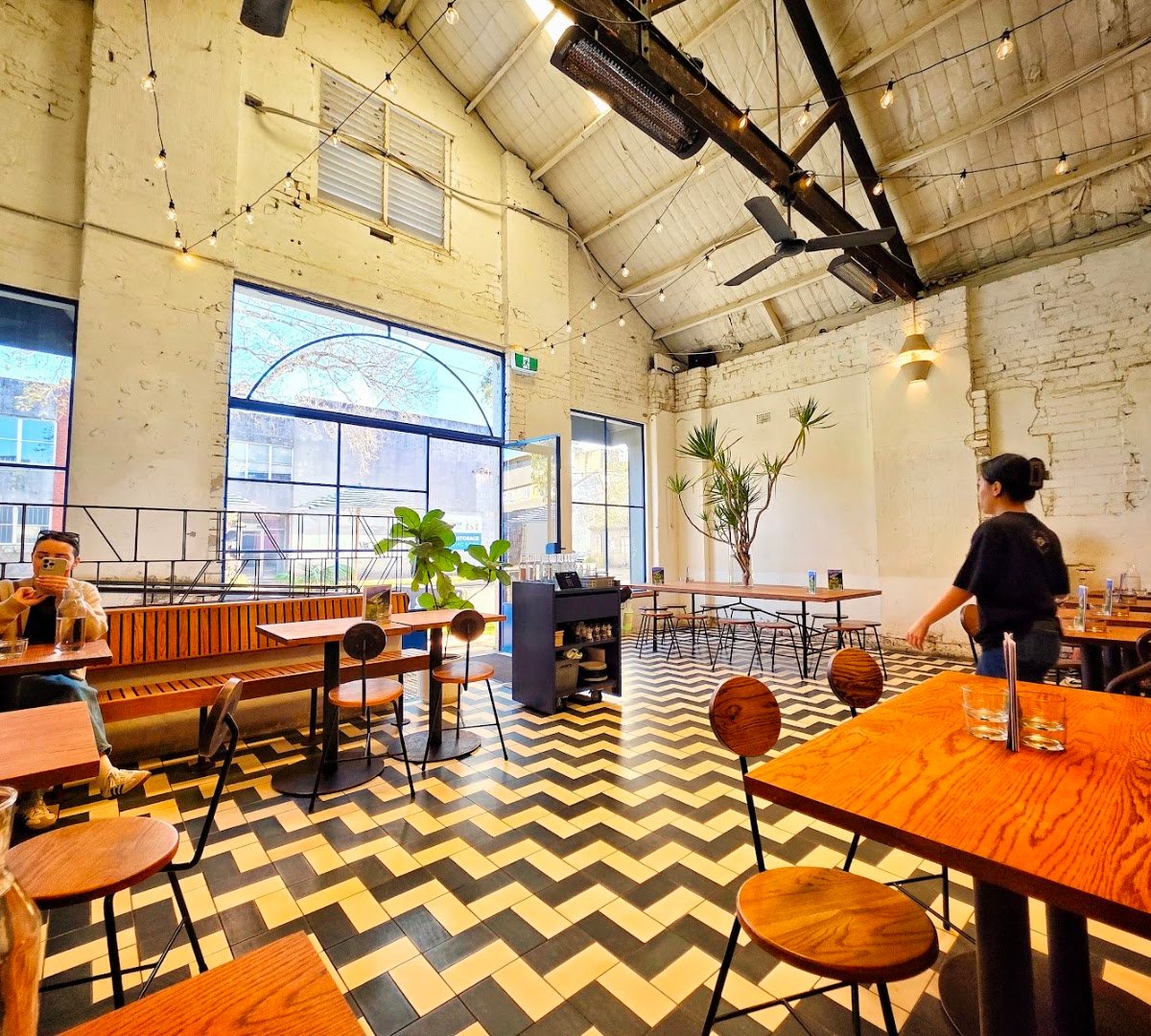Mecca Coffee - Alexandria specialty coffee shop in Sydney - photo 4