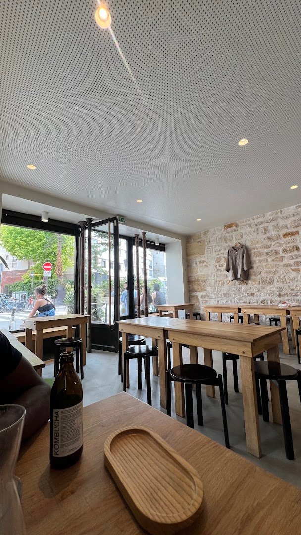 Mardi specialty coffee shop in Paris - photo 9