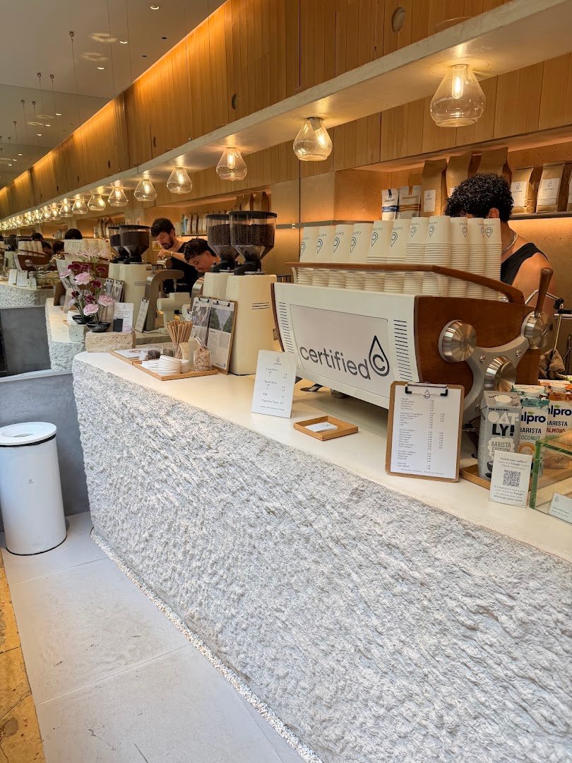 Certified café specialty coffee shop in Paris - photo 5