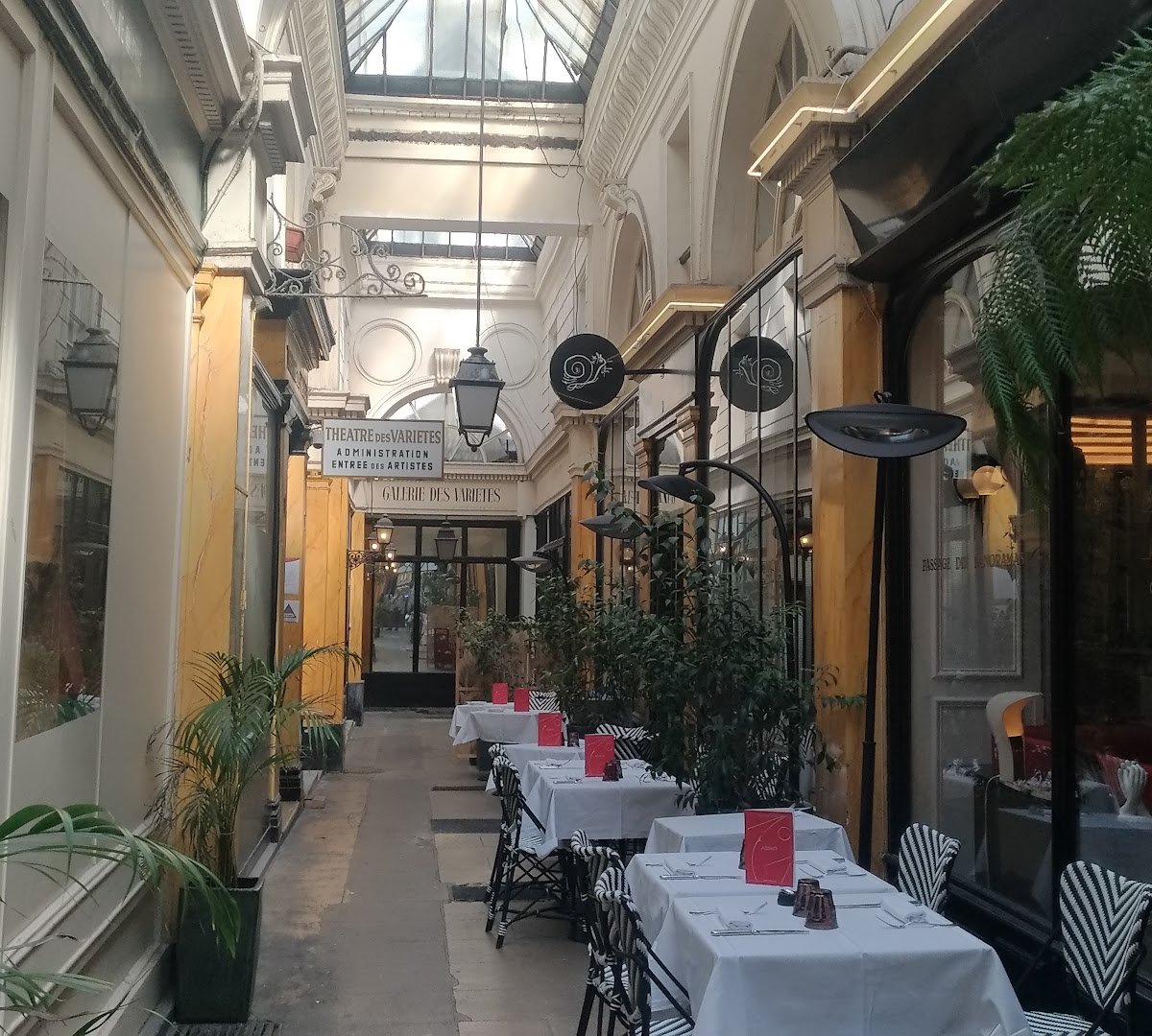 Certified café specialty coffee shop in Paris - photo 9