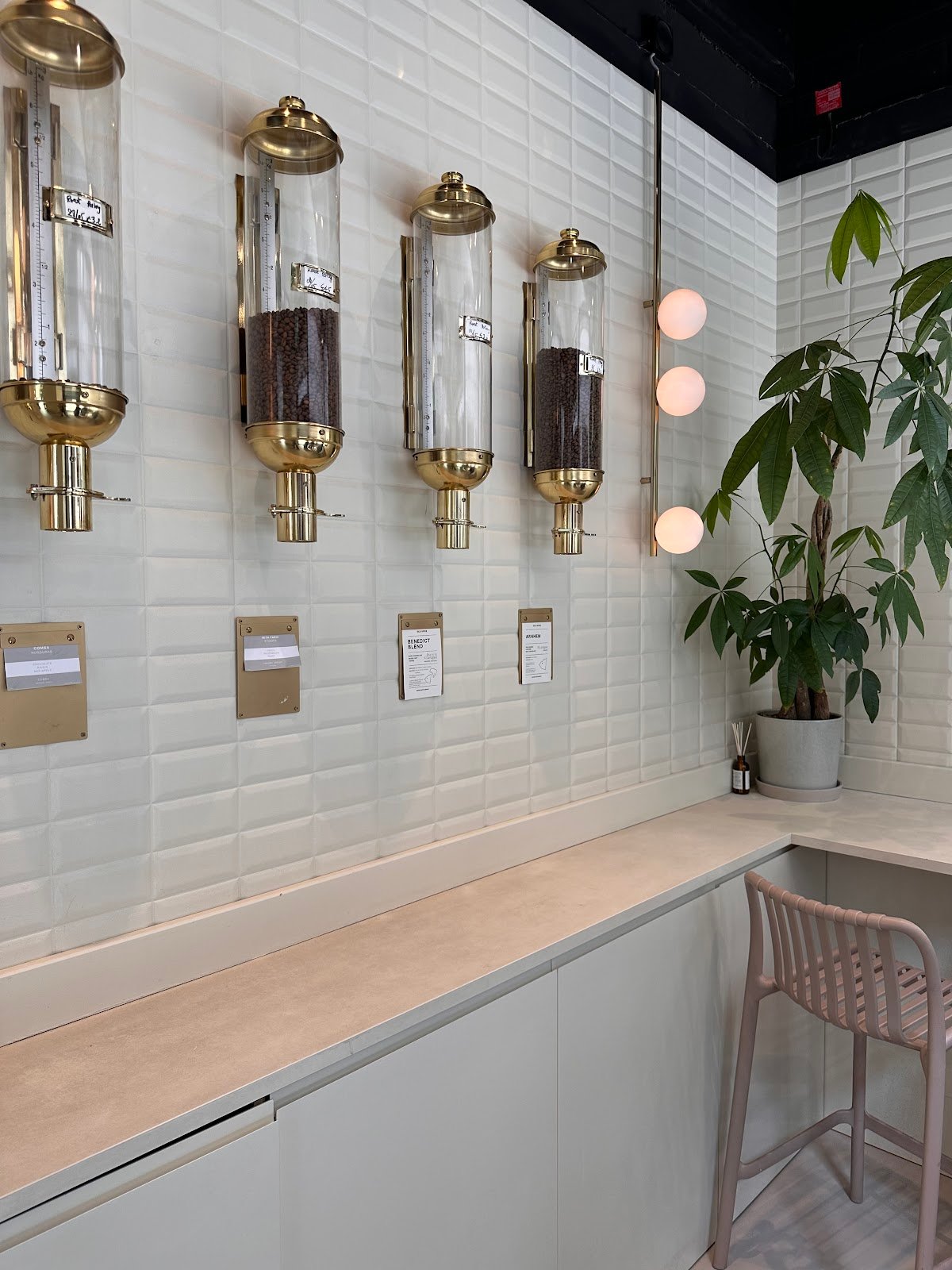 Old Spike Piccadilly specialty coffee shop in London - photo 5