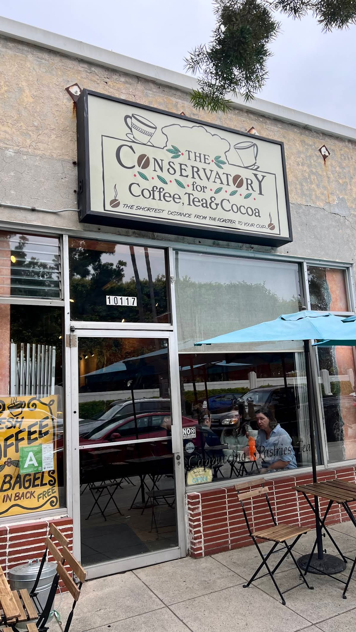 The Conservatory for Coffee, Tea & Cocoa specialty coffee shop in Los Angeles - photo 9