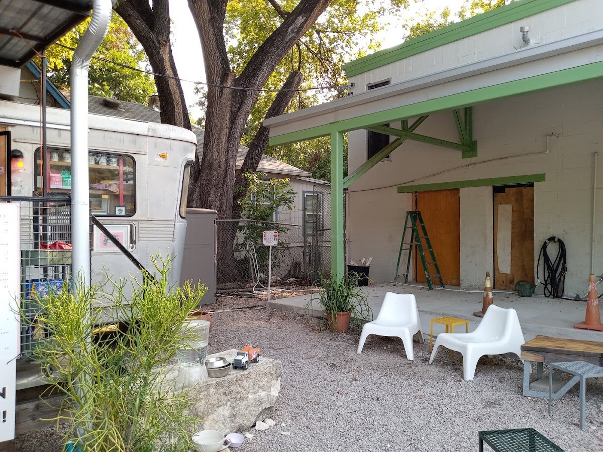 Flitch Coffee specialty coffee shop in Austin - photo 8