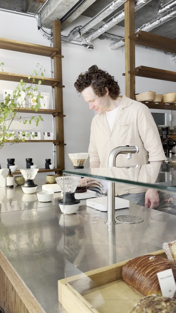 La Cabra specialty coffee shop in Copenhagen - photo 2