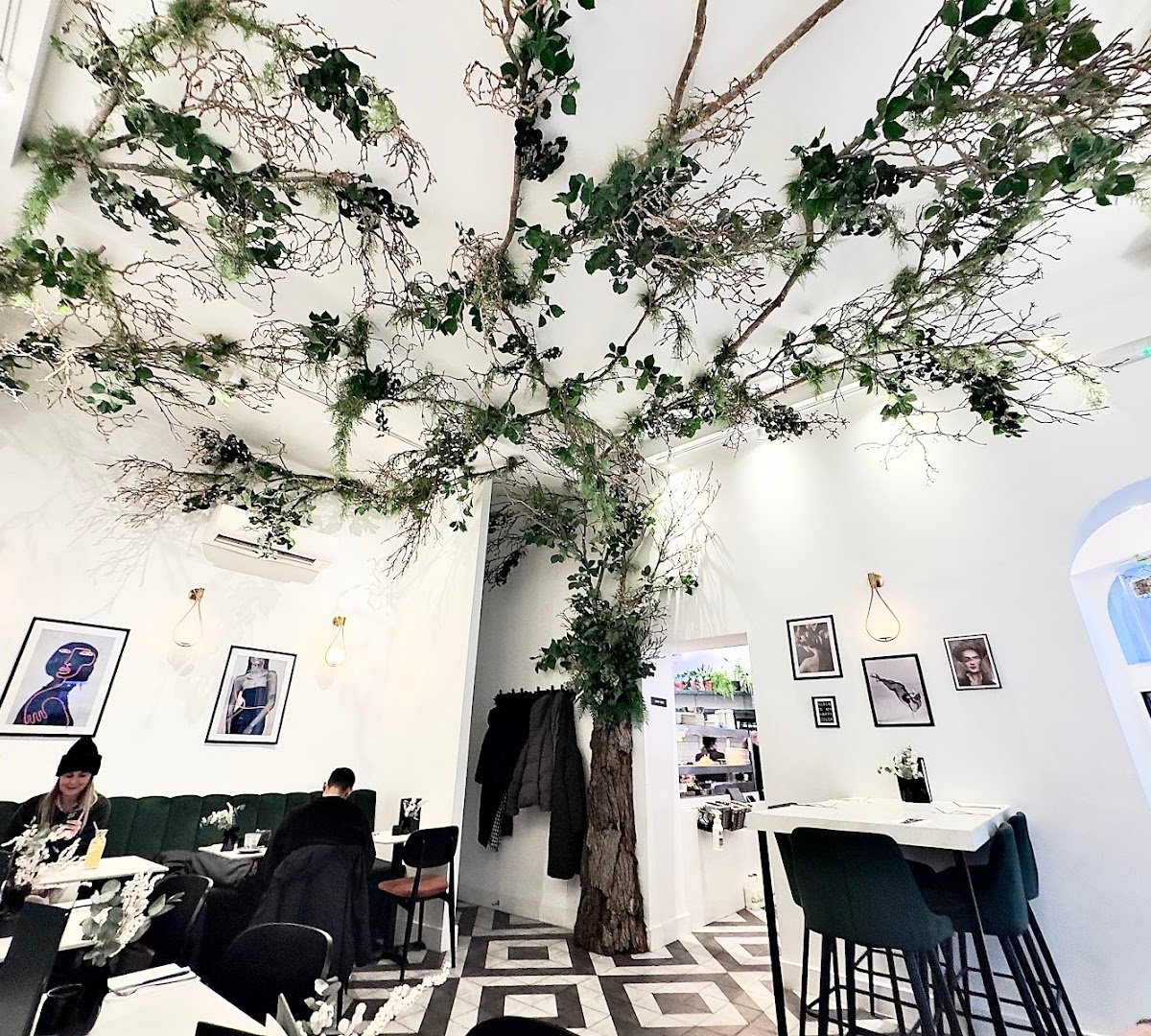 Co. specialty coffee shop in London - photo 2