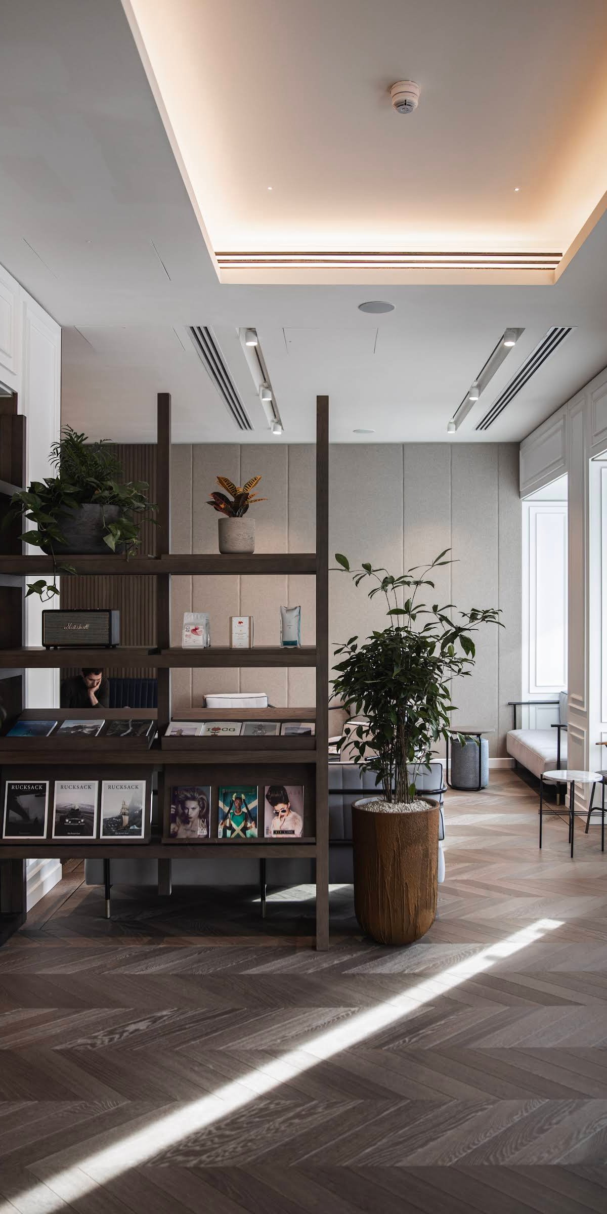 Page Common Coffee House specialty coffee shop in London - photo 10