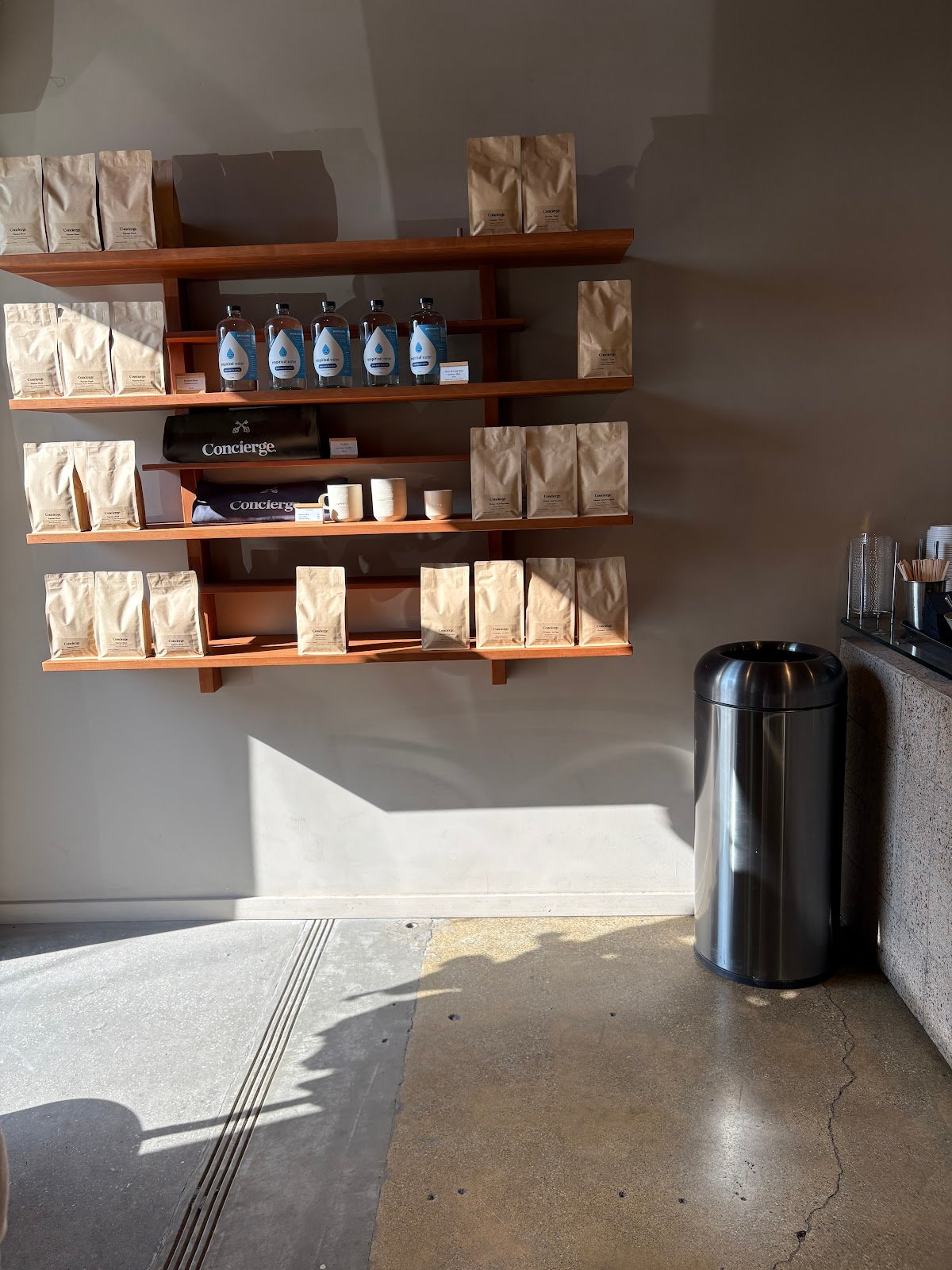 Concierge Coffee specialty coffee shop in Los Angeles - photo 7