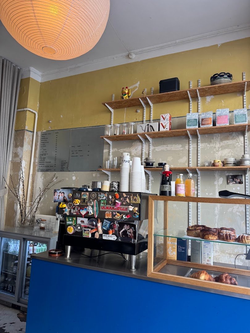 Dallas Coffee specialty coffee shop in Copenhagen - photo 9