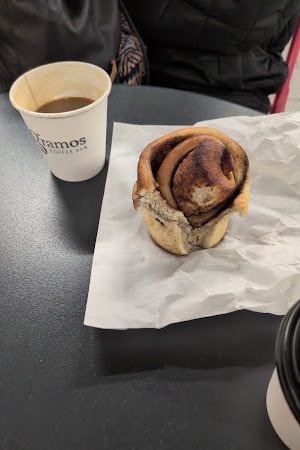 Gramos Coffee Bar (underground, sub-level -1) specialty coffee shop in London - photo 8