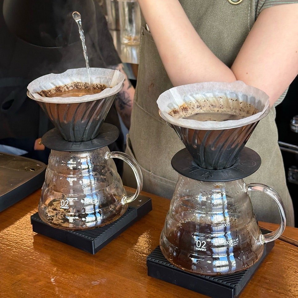 Coffee at 센트럴사이트 연남점 (Centralsite Coffee Roasters), specialty coffee shop in Seoul