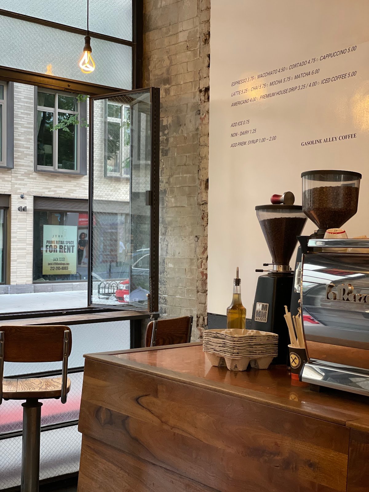 Gasoline Alley Coffee specialty coffee shop in New York - photo 6