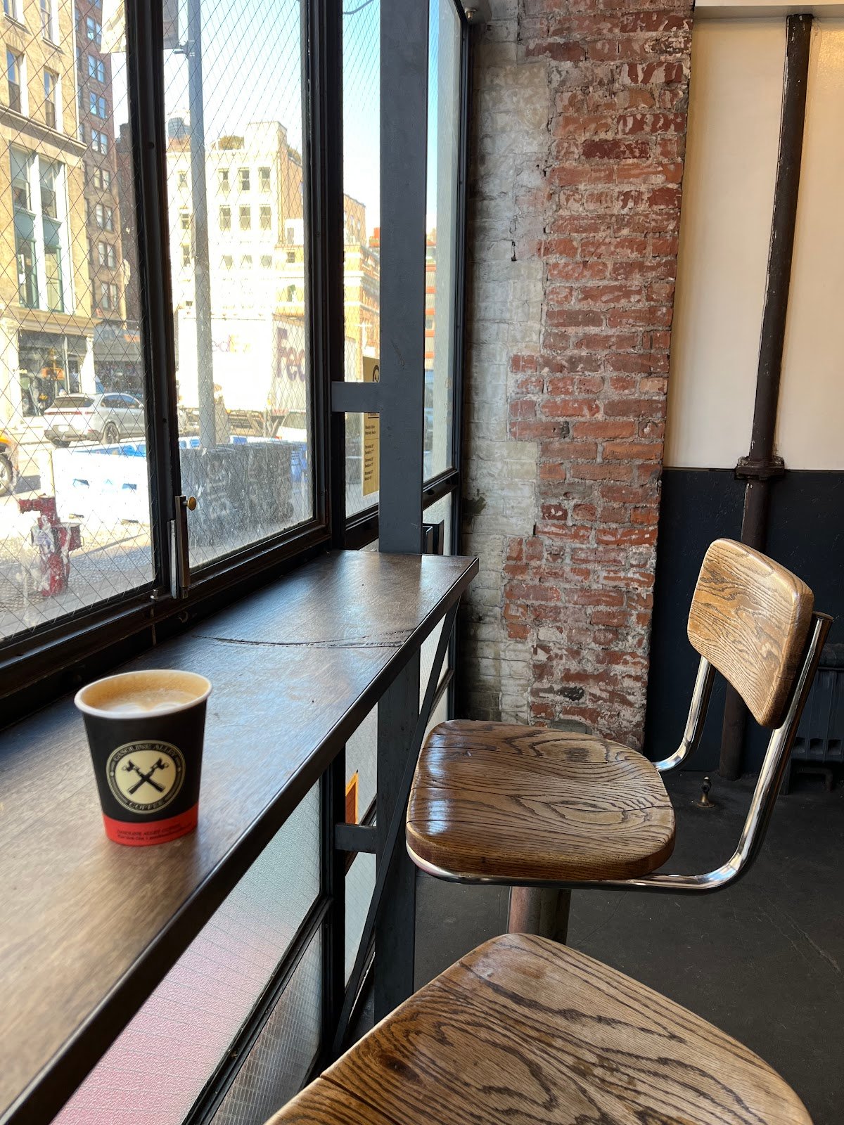 Gasoline Alley Coffee specialty coffee shop in New York - photo 7