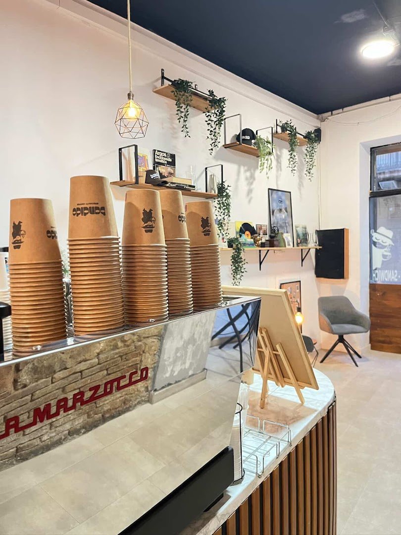 Bandido Cafè Bcn specialty coffee shop in Barcelona - photo 6