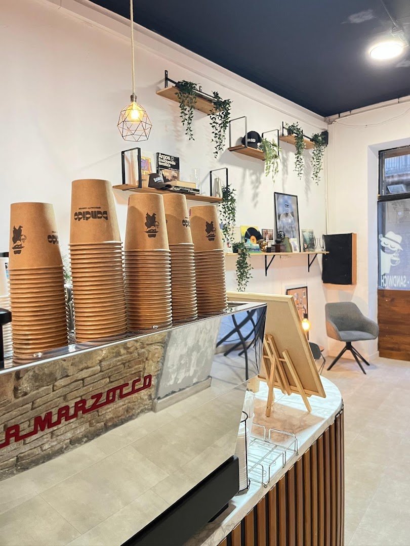 Bandido Cafè Bcn specialty coffee shop in Barcelona - photo 7