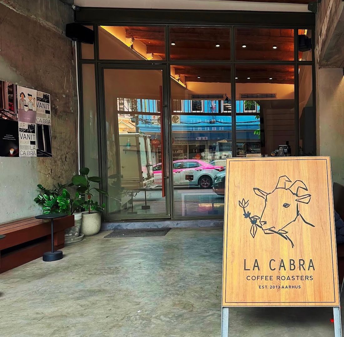 La Cabra Bangkok specialty coffee shop in Bangkok - photo 8