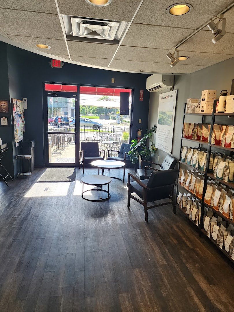 Crimson Cup Coffee Shop - Clintonville specialty coffee shop in Columbus - photo 7